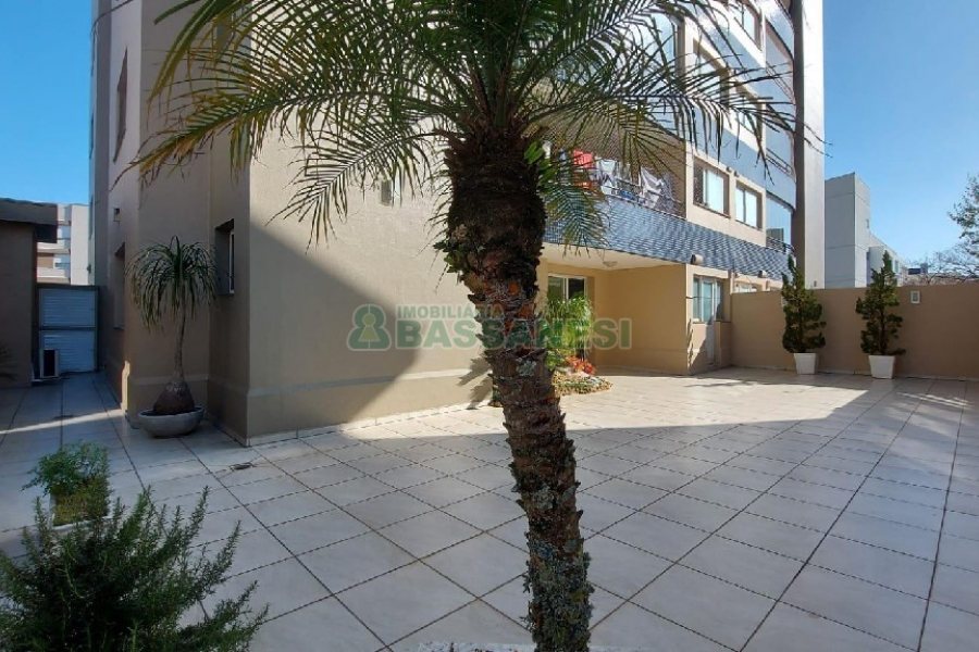 Apto Mobiliado com 277m², 2 dormitórios, 4 vagas, no bairro Jardim América em Caxias do Sul para Alugar ou Comprar