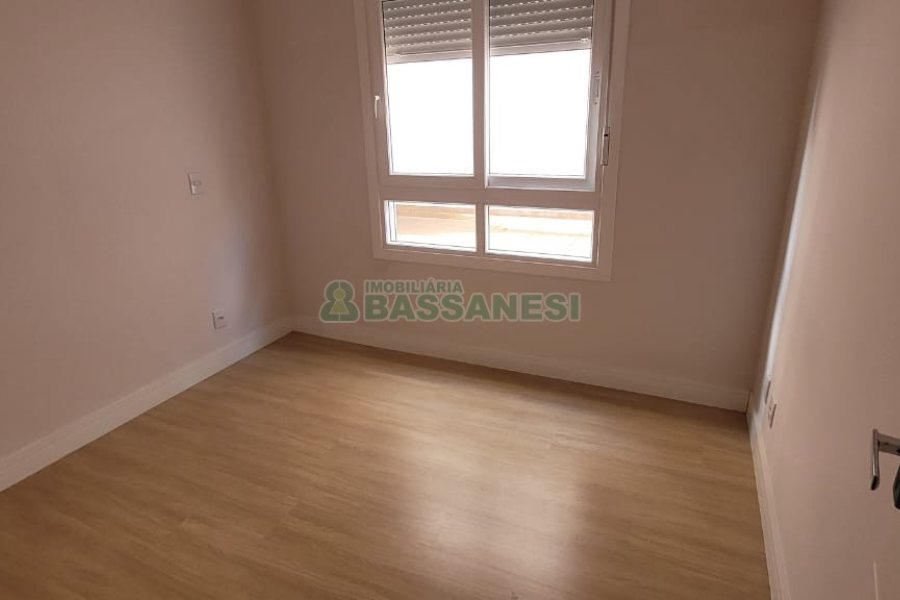 Apartamento com 276m², 3 dormitórios, 2 vagas, no bairro Pio X em Caxias do Sul para Comprar