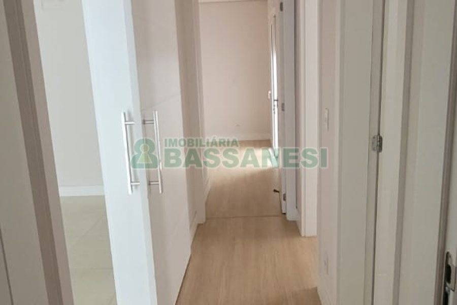 Apartamento com 276m², 3 dormitórios, 2 vagas, no bairro Pio X em Caxias do Sul para Comprar
