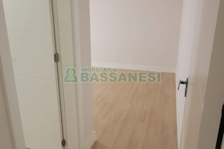 Apartamento com 276m², 3 dormitórios, 2 vagas, no bairro Pio X em Caxias do Sul para Comprar