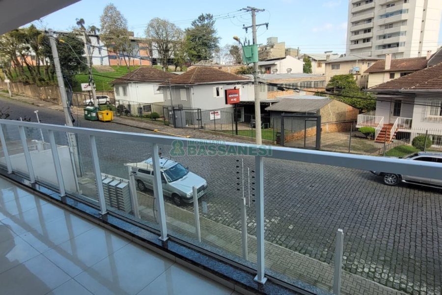 Apartamento com 165m², 3 dormitórios, 3 vagas, no bairro Pio X em Caxias do Sul para Comprar