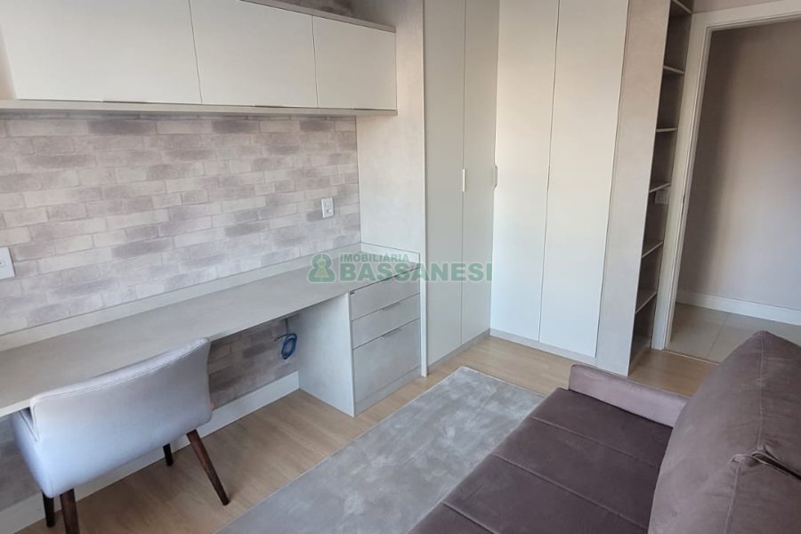 Apartamento com 165m², 3 dormitórios, 3 vagas, no bairro Pio X em Caxias do Sul para Comprar