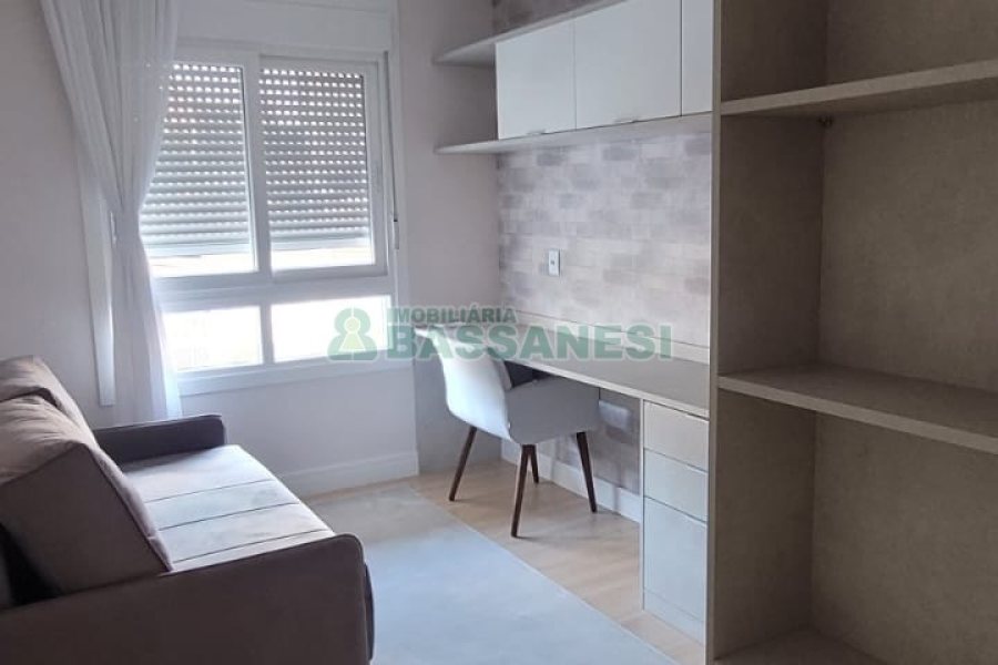 Apartamento com 165m², 3 dormitórios, 3 vagas, no bairro Pio X em Caxias do Sul para Comprar