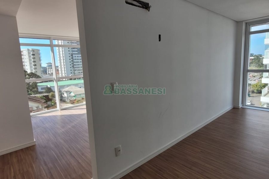 Apto/Cobertura com 308m², 4 dormitórios, 2 vagas, no bairro Lourdes em Caxias do Sul para Comprar