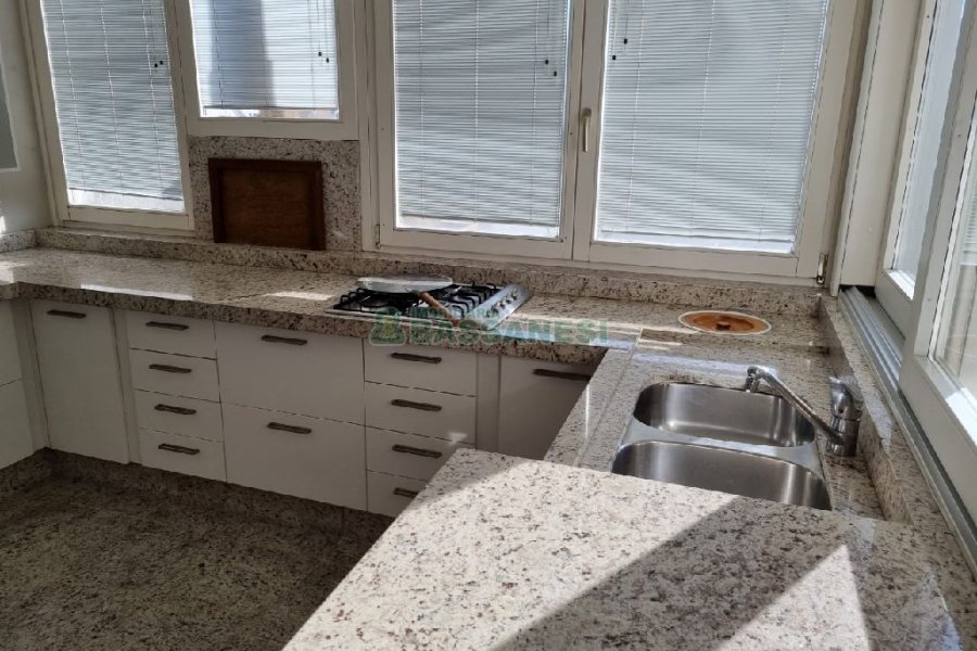 Apto/Cobertura com 297m², 3 dormitórios, 3 vagas, no bairro Lourdes em Caxias do Sul para Comprar