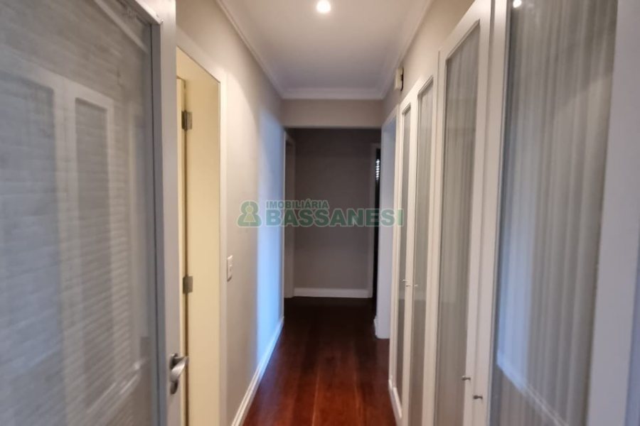 Apto/Cobertura com 297m², 3 dormitórios, 3 vagas, no bairro Lourdes em Caxias do Sul para Comprar