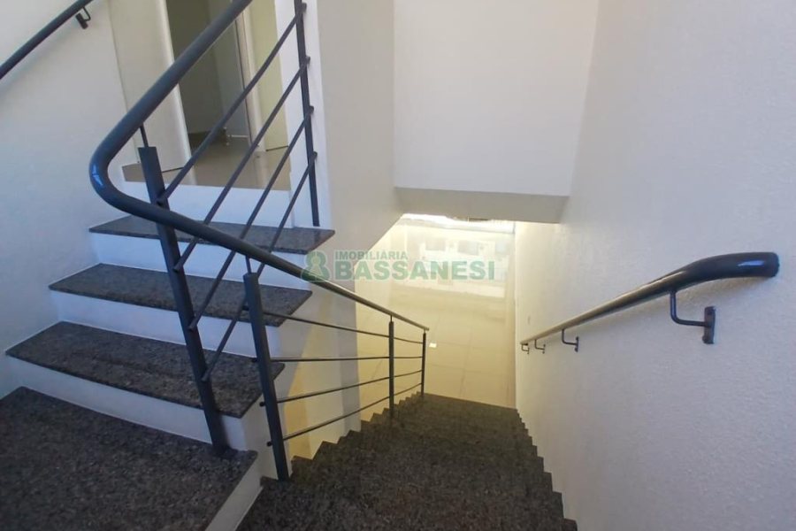 Loja com 90m², no bairro Pio X em Caxias do Sul para Alugar