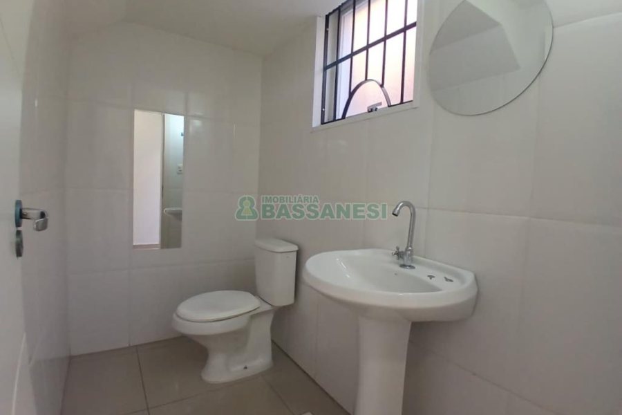 Loja com 90m², no bairro Pio X em Caxias do Sul para Alugar