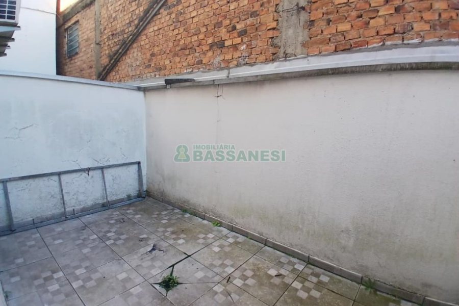 Loja com 90m², no bairro Pio X em Caxias do Sul para Alugar