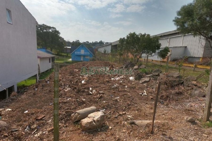 Terreno, no bairro Diamantino em Caxias do Sul para Comprar