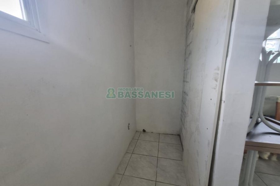 Loja com 80m², no bairro Desvio Rizzo em Caxias do Sul para Alugar
