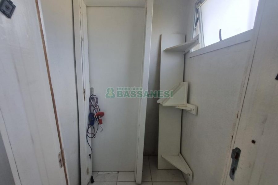 Loja com 80m², no bairro Desvio Rizzo em Caxias do Sul para Alugar