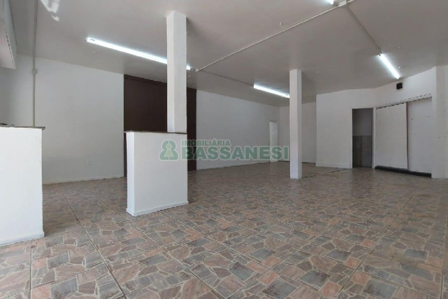Loja com 100m², no bairro Centro em Caxias do Sul para Alugar