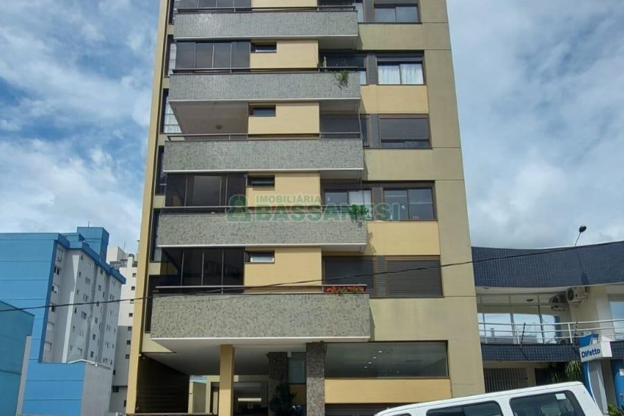 Apartamento com 100m², 3 dormitórios, 2 vagas, no bairro São Pelegrino em Caxias do Sul para Comprar