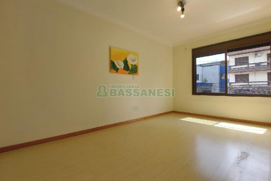 Apartamento com 100m², 3 dormitórios, 2 vagas, no bairro São Pelegrino em Caxias do Sul para Comprar