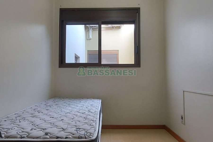 Apartamento com 100m², 3 dormitórios, 2 vagas, no bairro São Pelegrino em Caxias do Sul para Comprar