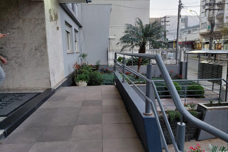 Apartamento com 69m², 2 dormitórios, 1 vaga, no bairro Centro em Caxias do Sul para Alugar