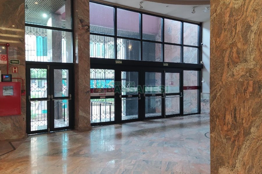 Sala com 399m², no bairro São Pelegrino em Caxias do Sul para Alugar