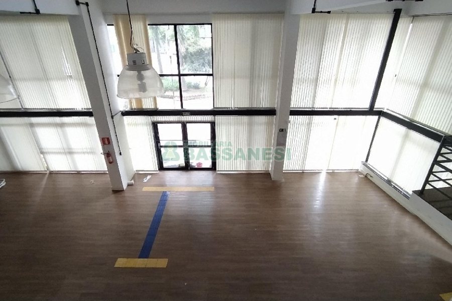 Sala com 399m², no bairro São Pelegrino em Caxias do Sul para Alugar