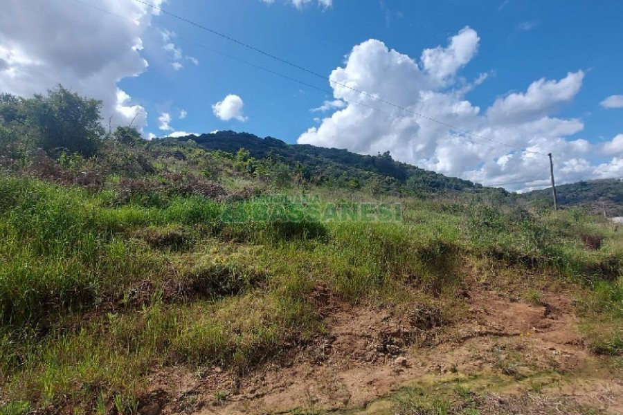 Terreno, no bairro Desvio Rizzo em Caxias do Sul para Comprar