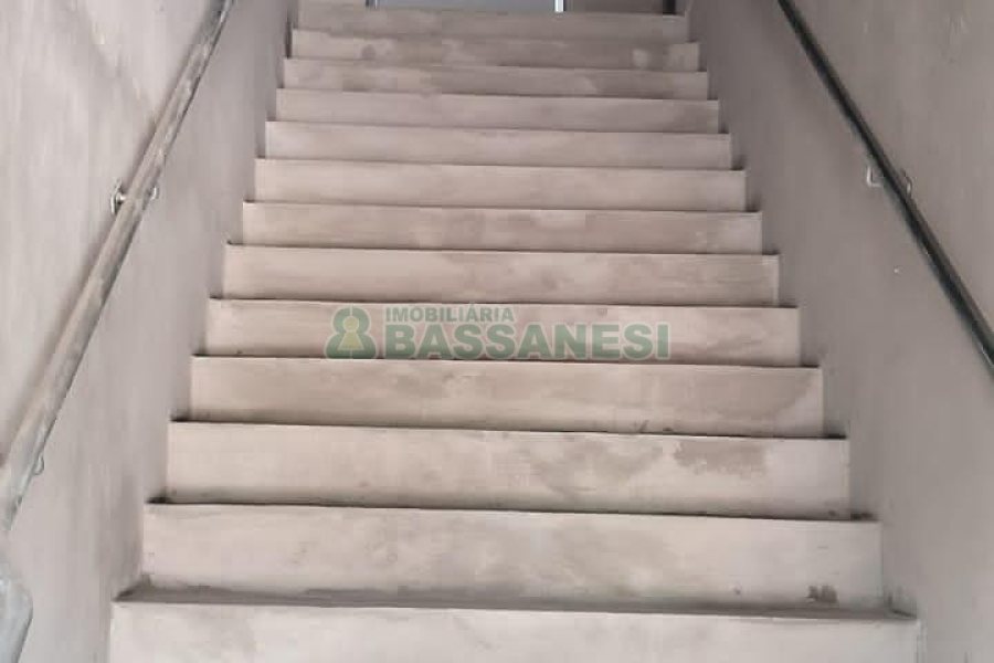 Sobreloja com 420m², no bairro Salgado Filho em Caxias do Sul para Alugar