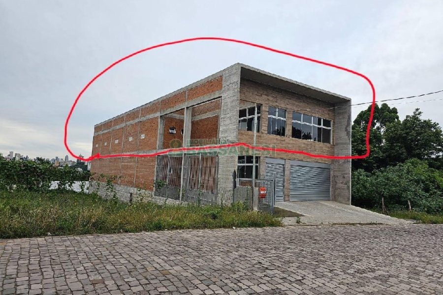 Sobreloja com 420m², no bairro Salgado Filho em Caxias do Sul para Alugar