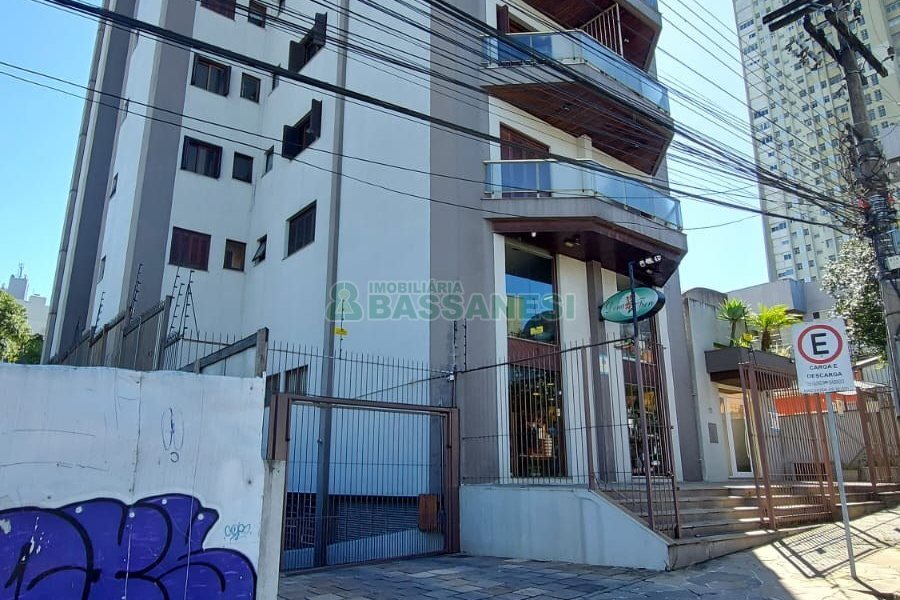 Apartamento com 160m², 3 dormitórios, 2 vagas, no bairro Centro em Caxias do Sul para Comprar