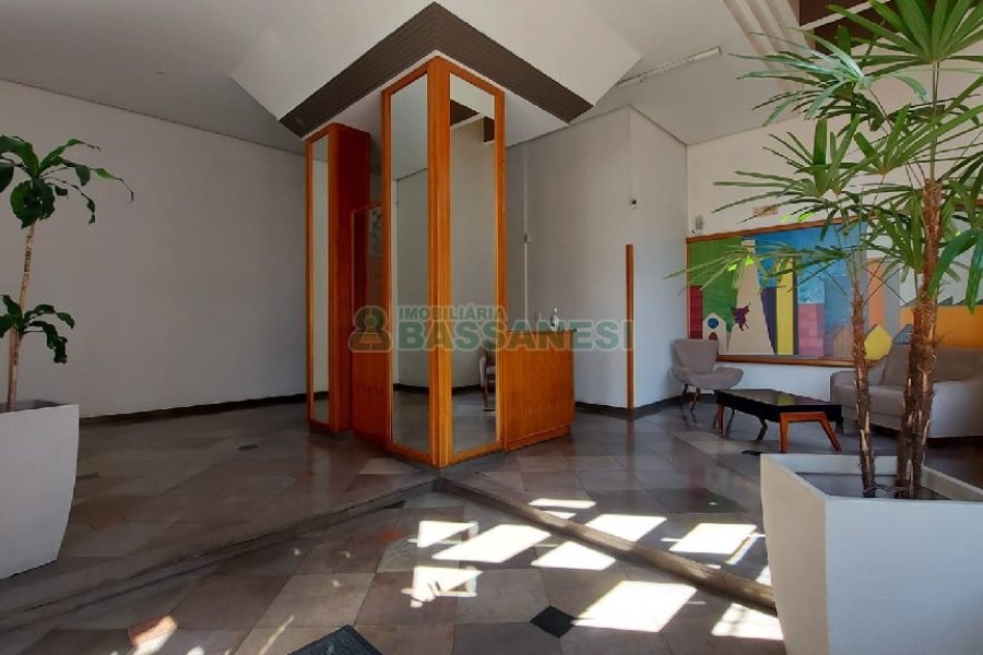 Apartamento com 160m², 3 dormitórios, 2 vagas, no bairro Centro em Caxias do Sul para Comprar