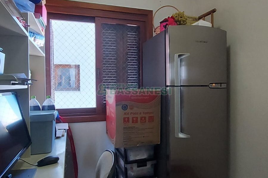 Apartamento com 160m², 3 dormitórios, 2 vagas, no bairro Centro em Caxias do Sul para Comprar