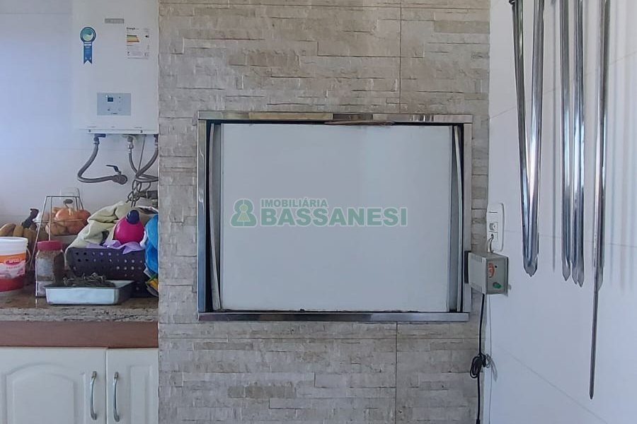 Apartamento com 160m², 3 dormitórios, 2 vagas, no bairro Centro em Caxias do Sul para Comprar