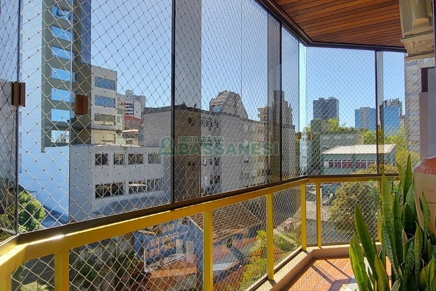 Apartamento com 160m², 3 dormitórios, 2 vagas, no bairro Centro em Caxias do Sul para Comprar