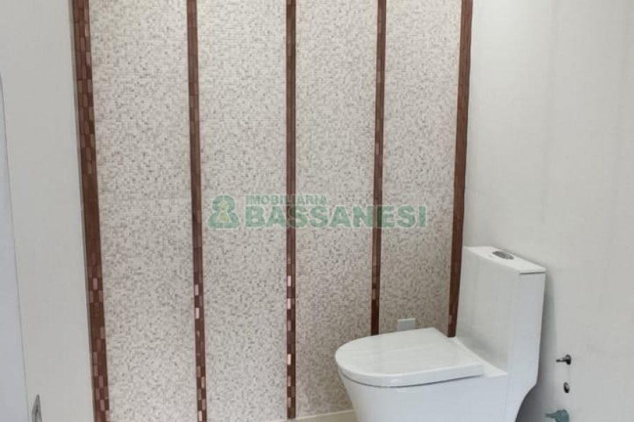 Apto Mobiliado com 296m², 3 dormitórios, 3 vagas, no bairro São Leopoldo em Caxias do Sul para Alugar ou Comprar