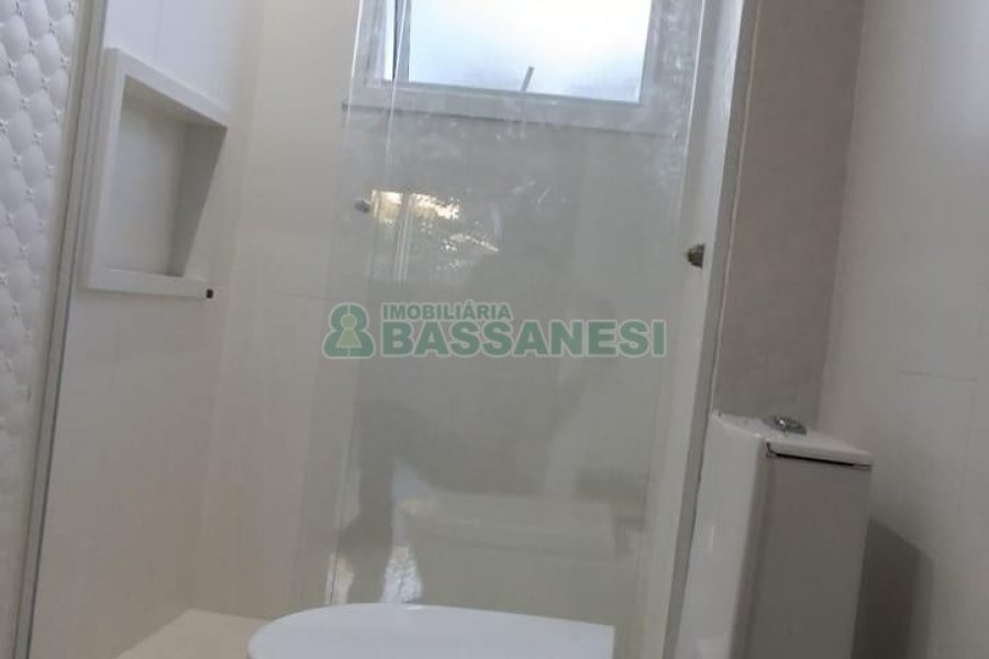 Apto Mobiliado com 296m², 3 dormitórios, 3 vagas, no bairro São Leopoldo em Caxias do Sul para Alugar ou Comprar