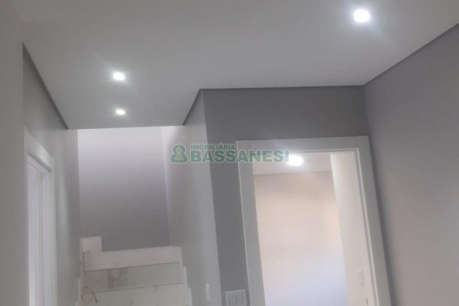 Apto Mobiliado com 296m², 3 dormitórios, 3 vagas, no bairro São Leopoldo em Caxias do Sul para Alugar ou Comprar