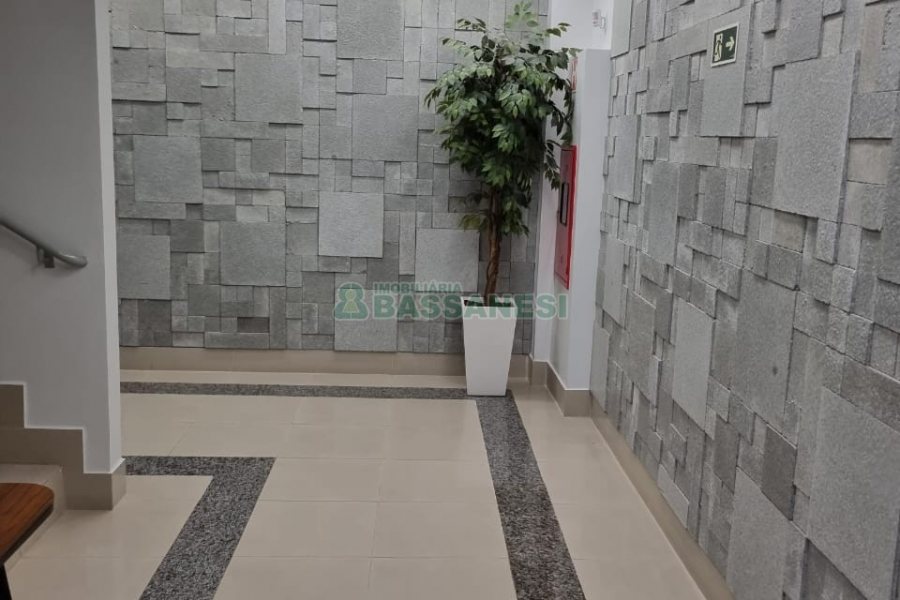 Apartamento com 85m², 3 dormitórios, 2 vagas, no bairro Centro em Caxias do Sul para Comprar