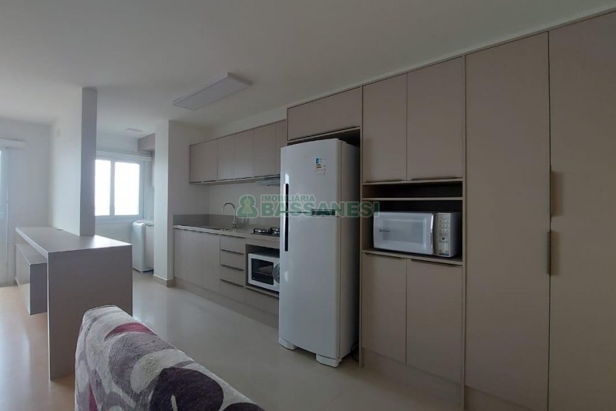 Apartamento com 85m², 3 dormitórios, 2 vagas, no bairro Centro em Caxias do Sul para Comprar