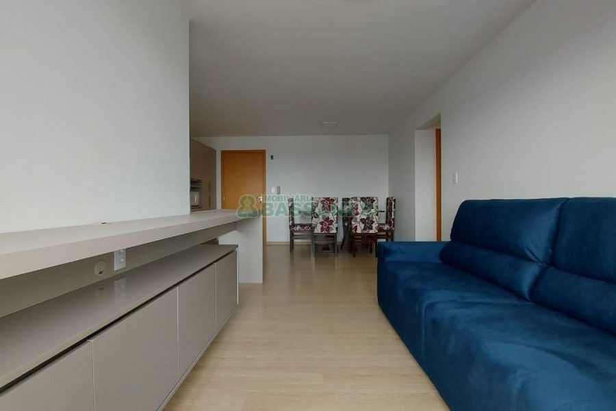 Apartamento com 85m², 3 dormitórios, 2 vagas, no bairro Centro em Caxias do Sul para Comprar