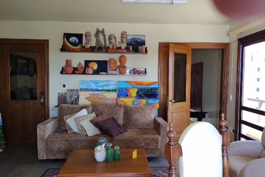 Apto/Cobertura com 424m², 4 dormitórios, 5 vagas, no bairro São Pelegrino em Caxias do Sul para Comprar