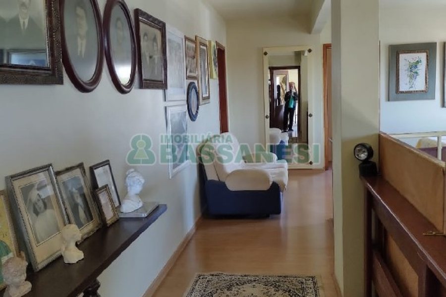 Apto/Cobertura com 424m², 4 dormitórios, 5 vagas, no bairro São Pelegrino em Caxias do Sul para Comprar