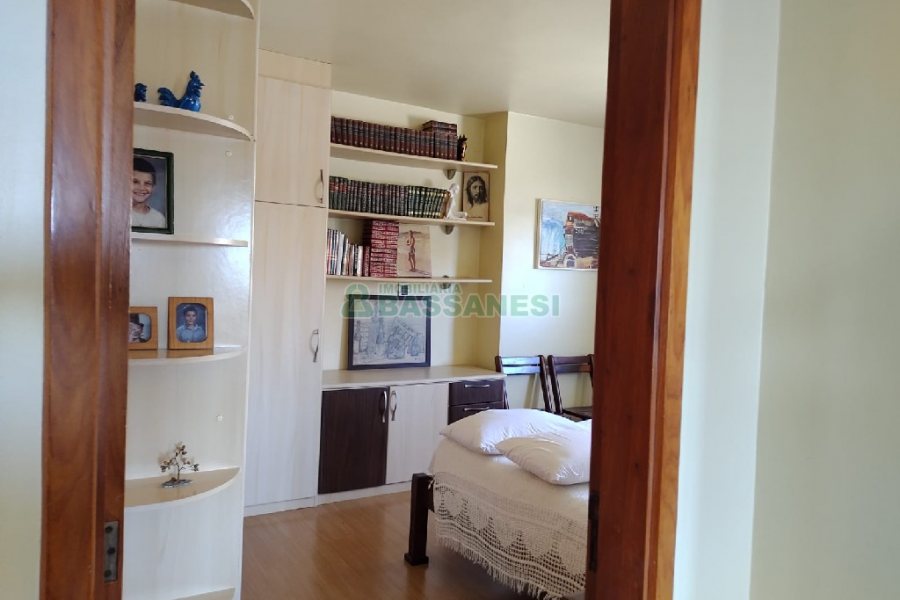 Apto/Cobertura com 424m², 4 dormitórios, 5 vagas, no bairro São Pelegrino em Caxias do Sul para Comprar