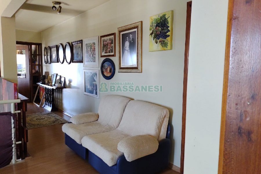 Apto/Cobertura com 424m², 4 dormitórios, 5 vagas, no bairro São Pelegrino em Caxias do Sul para Comprar