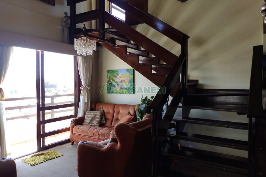 Apto/Cobertura com 424m², 4 dormitórios, 5 vagas, no bairro São Pelegrino em Caxias do Sul para Comprar