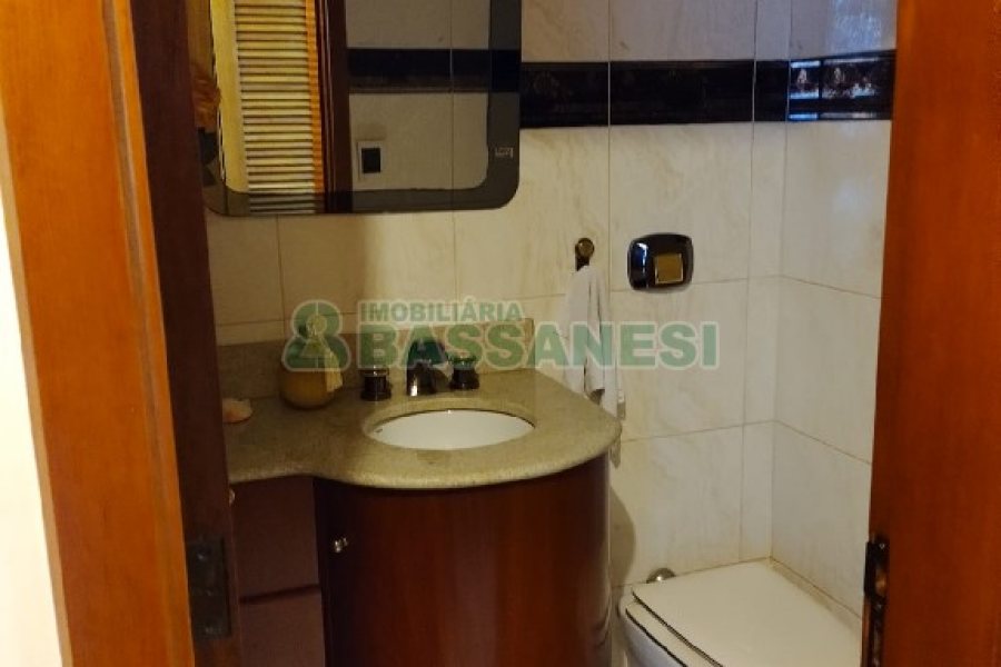 Apto/Cobertura com 424m², 4 dormitórios, 5 vagas, no bairro São Pelegrino em Caxias do Sul para Comprar