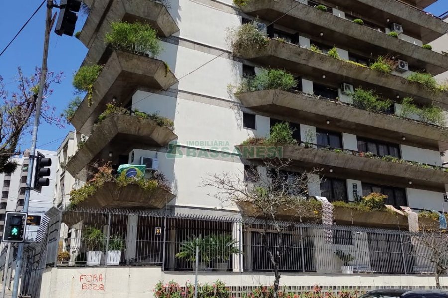 Apto/Cobertura com 424m², 4 dormitórios, 5 vagas, no bairro São Pelegrino em Caxias do Sul para Comprar