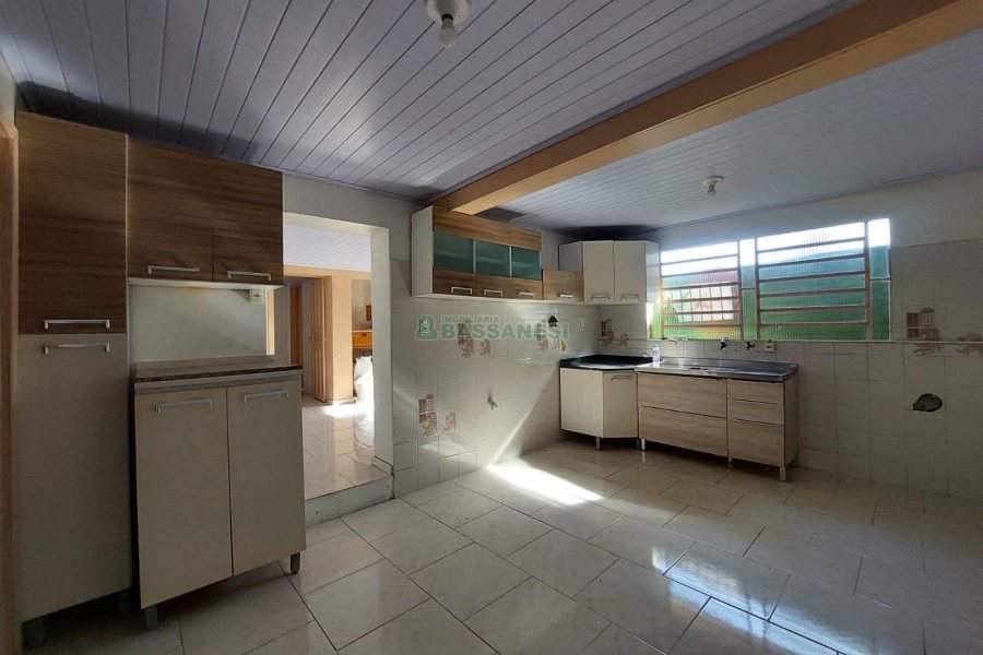 Casa com 206m², 4 dormitórios, no bairro Cristo Redentor em Caxias do Sul para Alugar ou Comprar