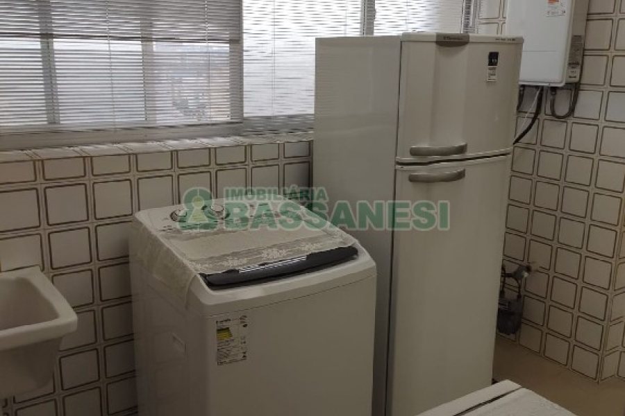 Apartamento com 156m², 3 dormitórios, 1 vaga, no bairro Lourdes em Caxias do Sul para Comprar