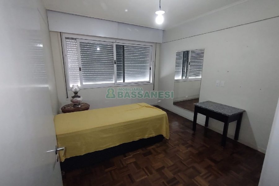 Apartamento com 156m², 3 dormitórios, 1 vaga, no bairro Lourdes em Caxias do Sul para Comprar