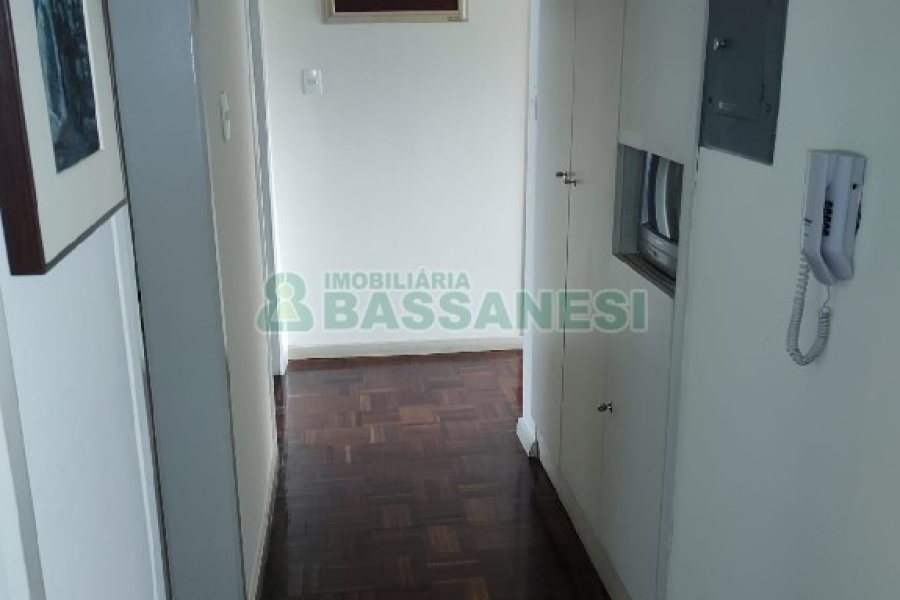 Apartamento com 156m², 3 dormitórios, 1 vaga, no bairro Lourdes em Caxias do Sul para Comprar
