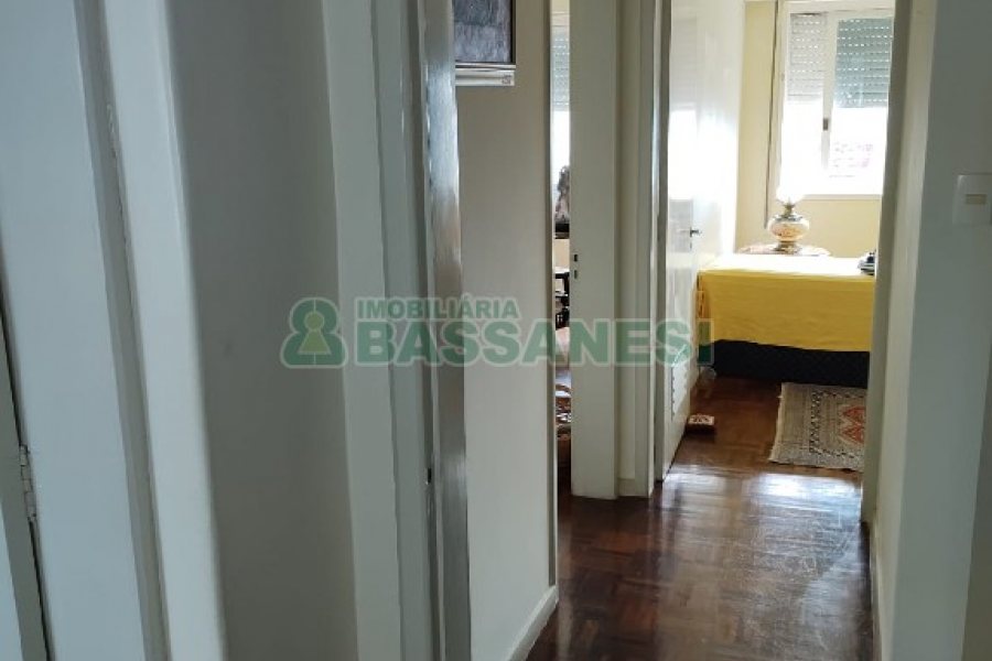 Apartamento com 156m², 3 dormitórios, 1 vaga, no bairro Lourdes em Caxias do Sul para Comprar
