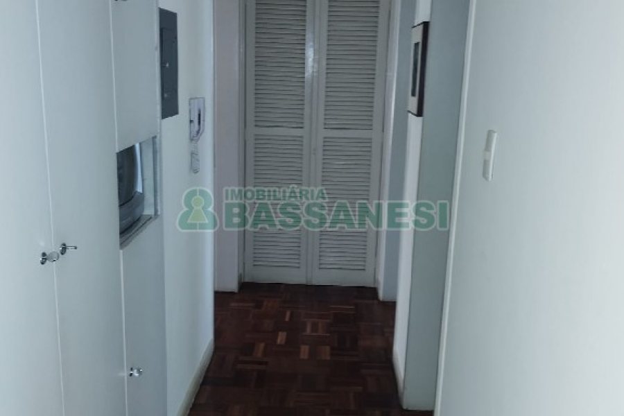 Apartamento com 156m², 3 dormitórios, 1 vaga, no bairro Lourdes em Caxias do Sul para Comprar